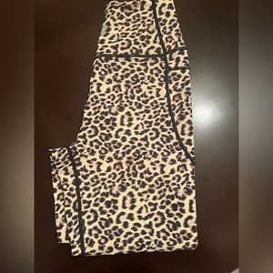 Musclenation leggings size small leopard print. Barely used